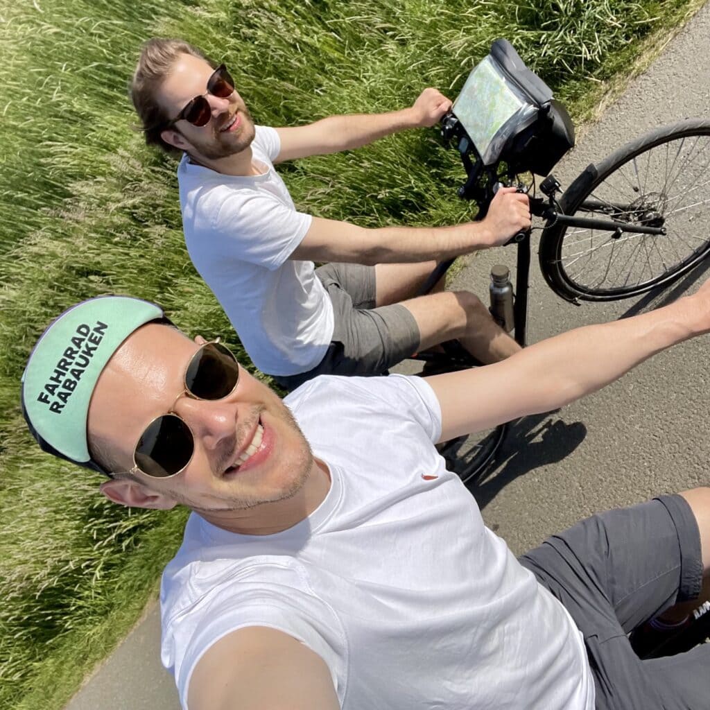 Wir auf dem Maasradweg